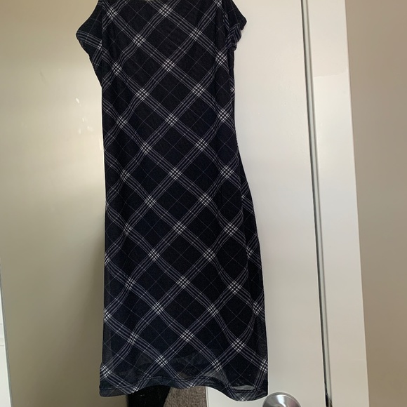 H&M Divided Plaid Mini Dress - Picture 2 of 4